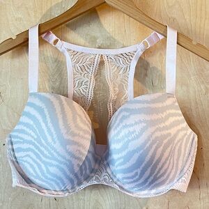 Paramour Zebra Pattern Lace Bra in Pink and White